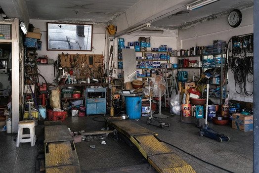 Choosing the Right Paintless Dent Repair Specialist for You