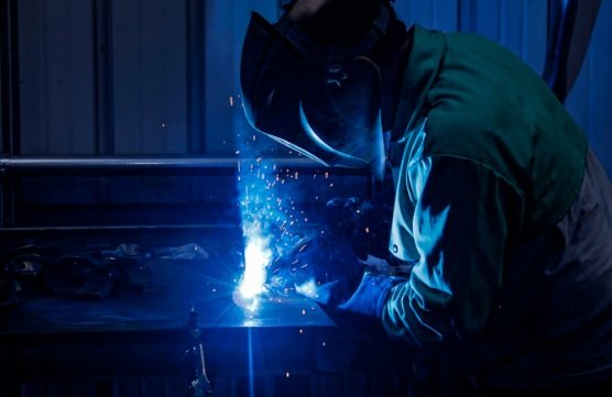 Precision at the Micron Level: Laser Welding in Electronics and Micro-Manufacturing