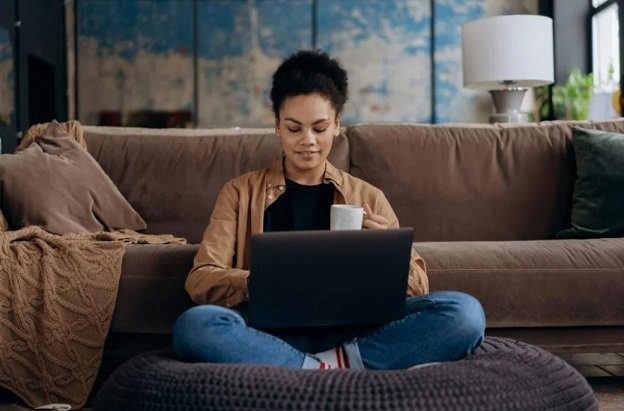 Chill and Play: Building a Relax Environment for Home-Based Online Gaming